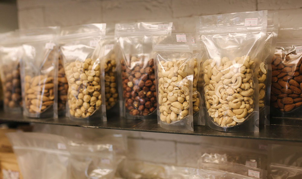 التعبئة والتغليف للمكسرات.jpg