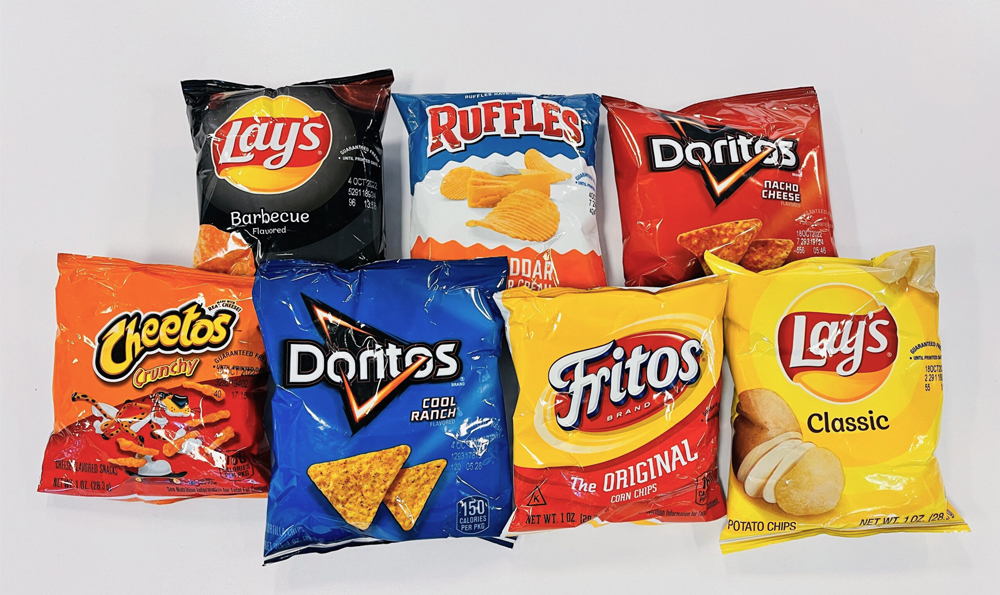 أكياس رقائق البطاطا الصغيرة